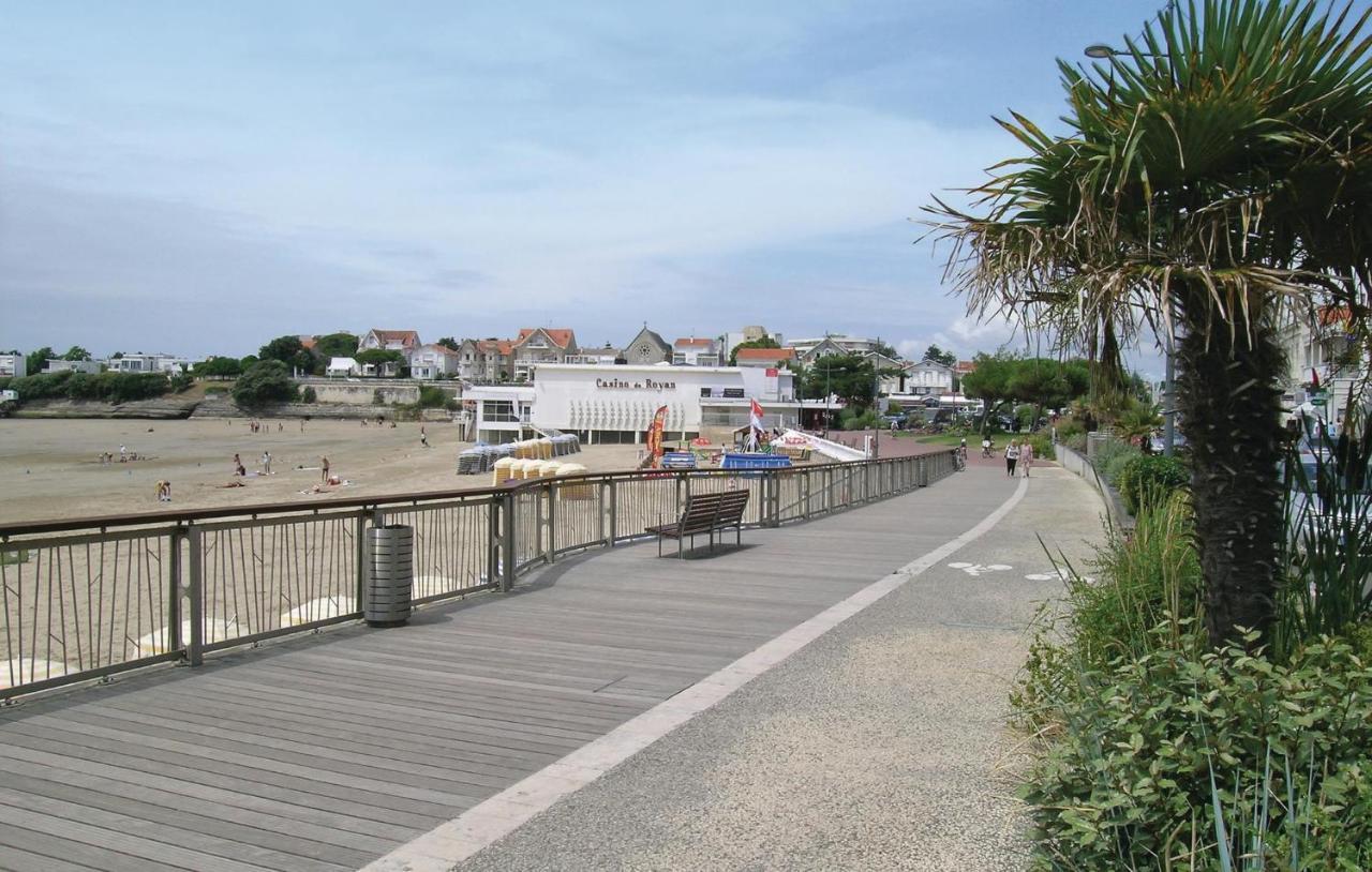 Amazing Apartment In Vaux Sur Mer With Wifi Exterior photo